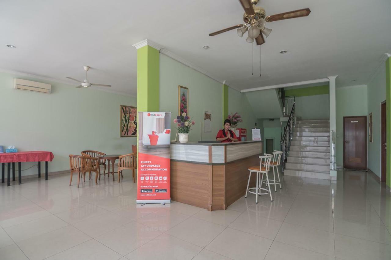 Reddoorz At Gatot Subroto Lampung Hotel Bandar Lampung Buitenkant foto